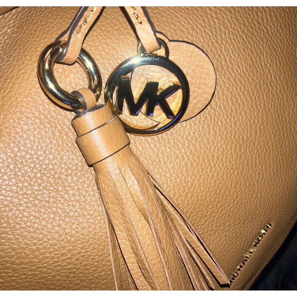 Michael Kors LYDIA Hobo Handbag Caramel Brown Pebble Leather (NWOT) - Picture 3 of 5